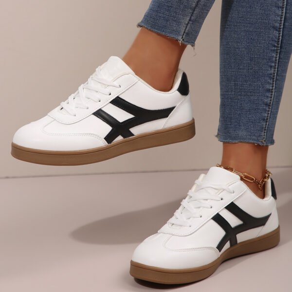 Women's Retro Sports Shoes Stylish Colors & Comfort
