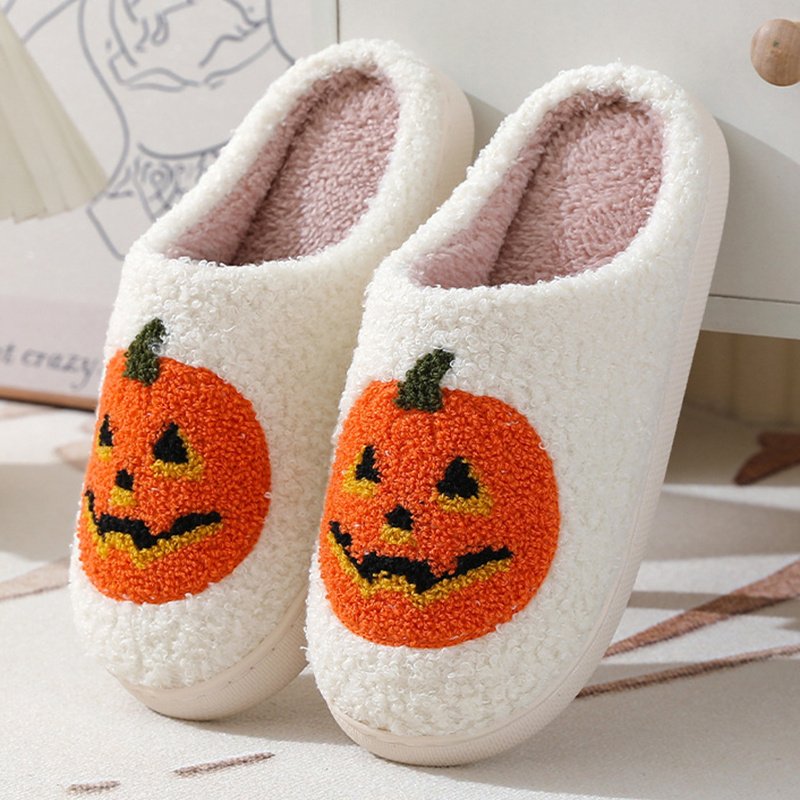 Cozy Pumpkin Slippers – Halloween Indoor Warmth for Men & Women