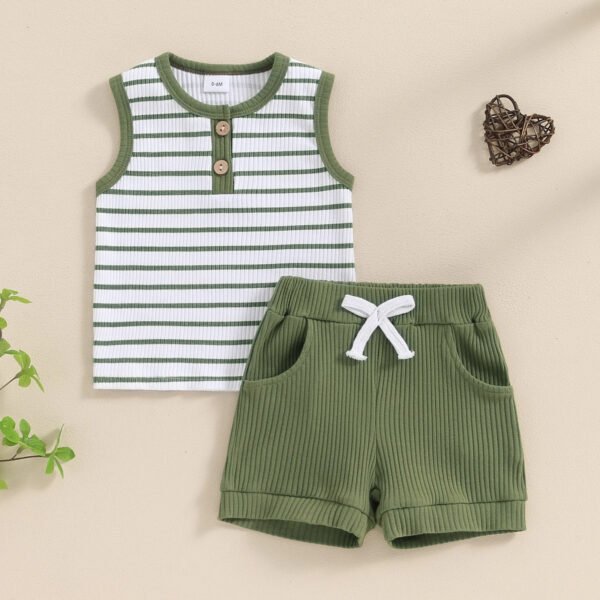 Boys' Fashion Round Neck Top Sports Shorts Suit