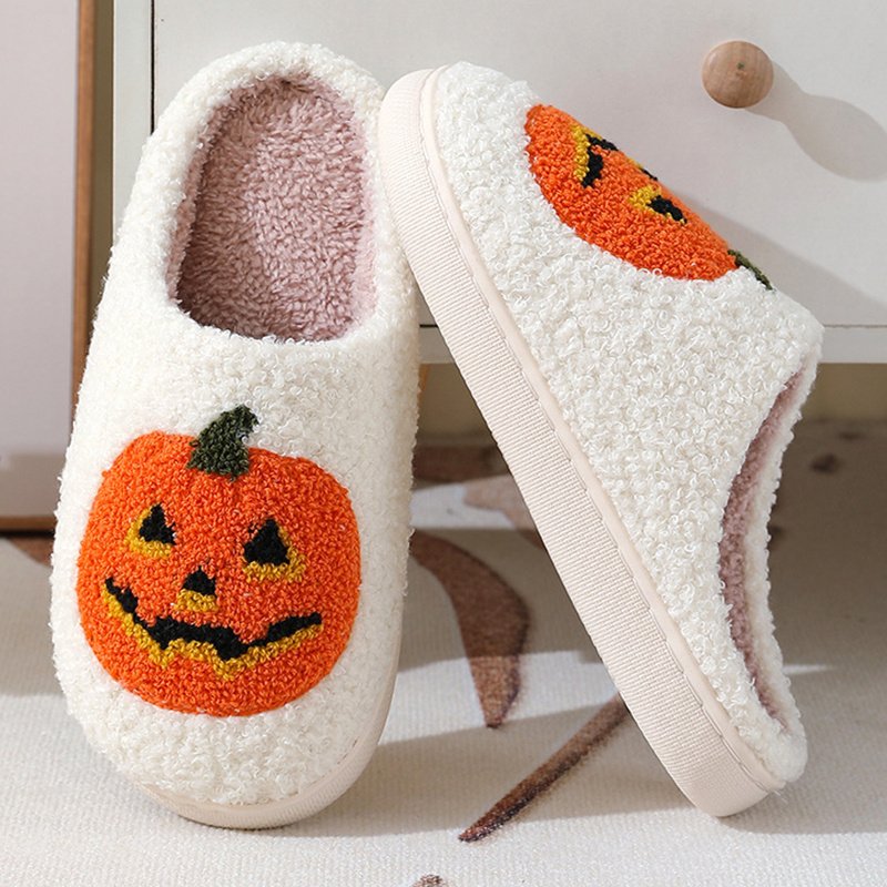Cozy Pumpkin Slippers – Halloween Indoor Warmth for Men & Women - Image 3